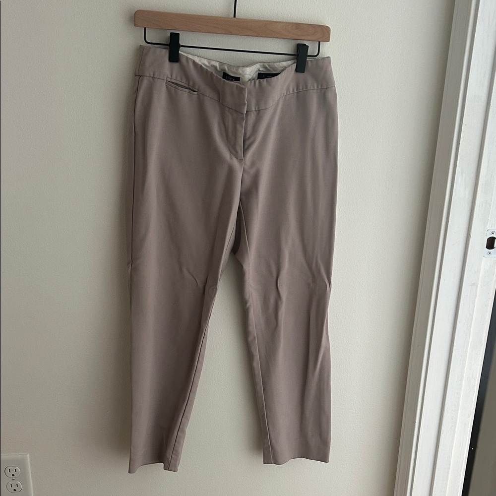LOFT Women's Tan Ankle Pants